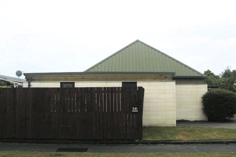 Photo of property in 34 Strathfield Avenue, Dallington, Christchurch, 8061