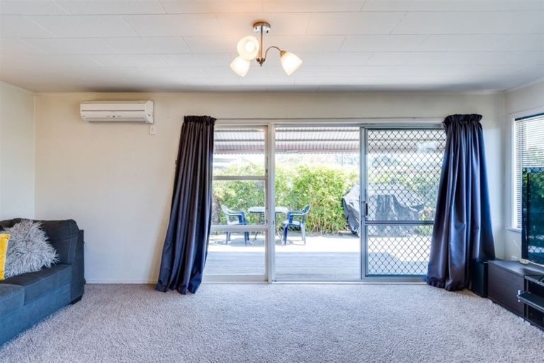 Photo of property in 29 Meeanee Road, Taradale, Napier, 4112