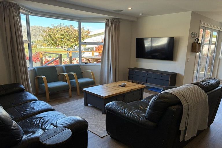 Photo of property in 43 Monaghan Street, Cromwell, 9310