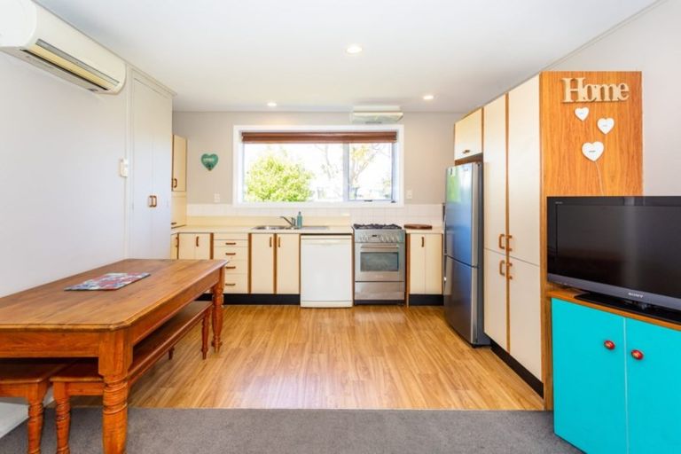 Photo of property in 34 Tilford Street, Woolston, Christchurch, 8062