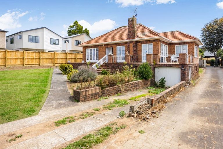 Photo of property in 142 Kolmar Road, Papatoetoe, Auckland, 2025