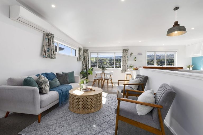 Photo of property in 23 Mascot Street, Tawa, Wellington, 5028