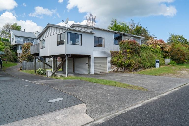 Photo of property in 8 Rokino Road, Taupo, 3330