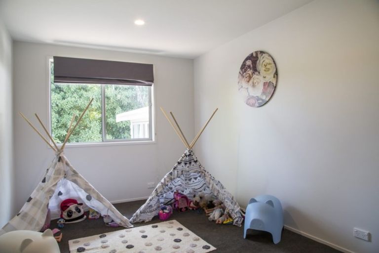 Photo of property in 56a Reynella Drive, Massey, Auckland, 0614