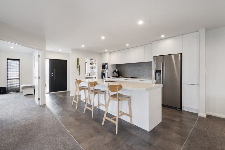 Photo of property in 36 Freedom Drive, Kelvin Grove, Palmerston North, 4414