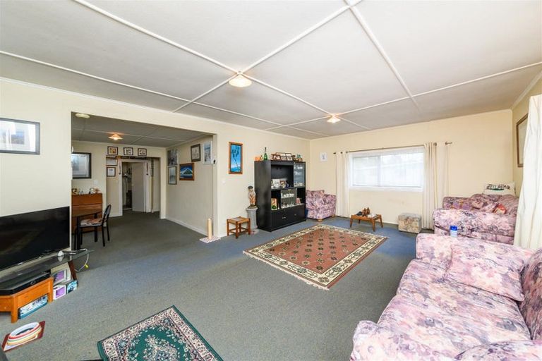 Photo of property in 9 Oxford Street, Marton, 4710