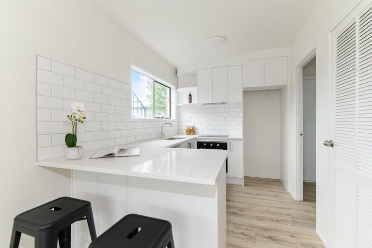 Photo of property in 5/126 Lynwood Road, New Lynn, Auckland, 0600