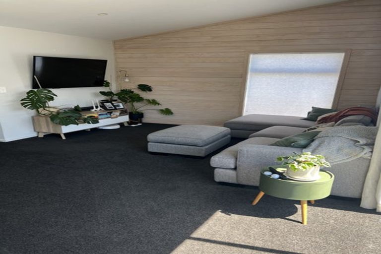 Photo of property in 37 Flint Road, Rolleston, 7614