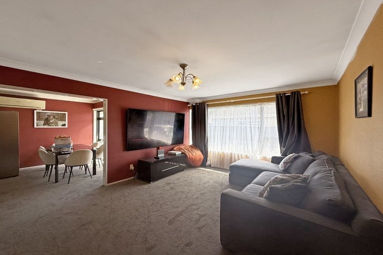 Photo of property in 1 Kawatiri Grove, Wainuiomata, Lower Hutt, 5014