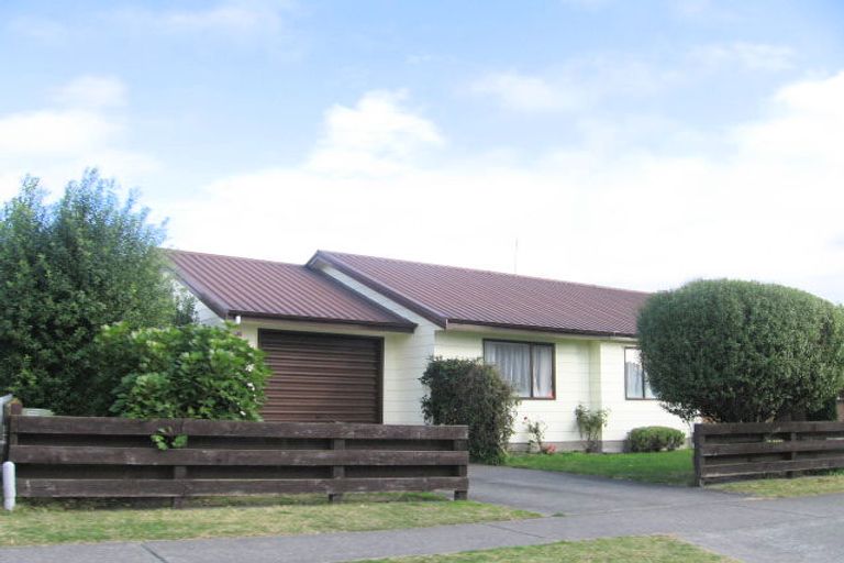 Photo of property in 11 Durham Avenue, Tamatea, Napier, 4112