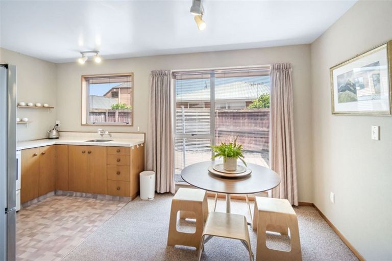 Photo of property in 2/97 Mandeville Street, Riccarton, Christchurch, 8011