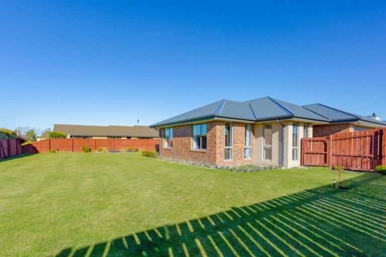 Photo of property in 1 Wheatsheaf Drive, Leeston, 7632