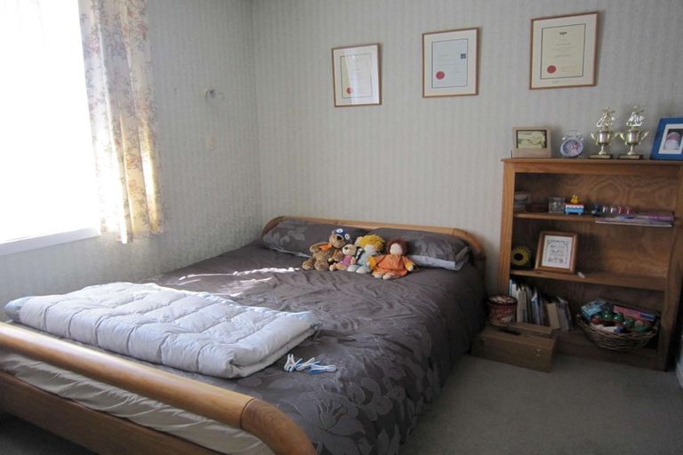 Photo of property in 22f4- Liverpool Street, Trentham, Upper Hutt, 5018