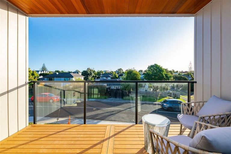 Photo of property in 3/67 Kervil Avenue, Te Atatu Peninsula, Auckland, 0610