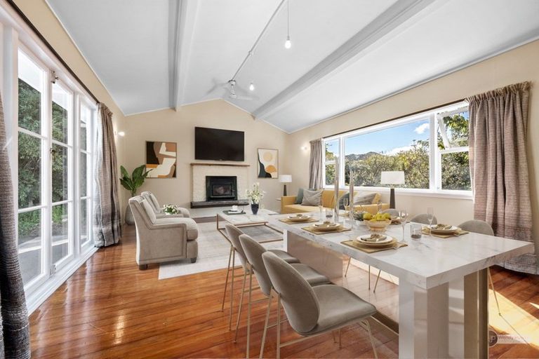 Photo of property in 22 Terawhiti Terrace, Karori, Wellington, 6012