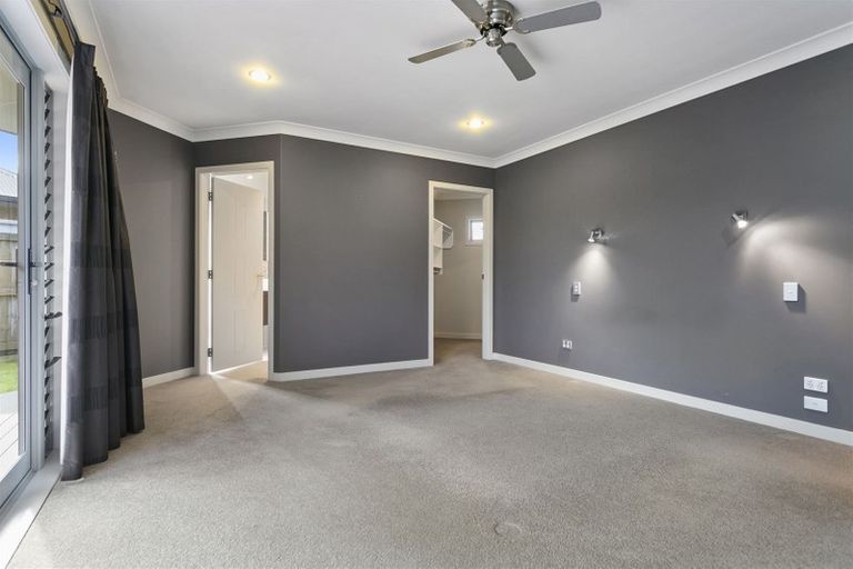 Photo of property in 25 Madison Street, Cambridge, 3434