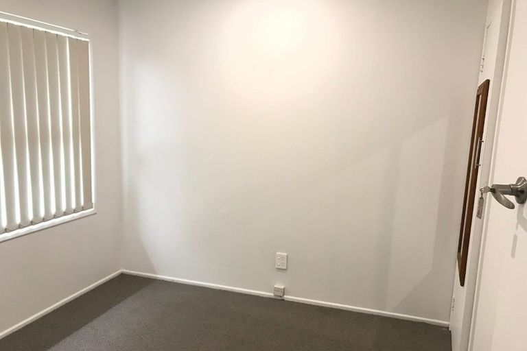 Photo of property in 66 Sunlands Drive, Manurewa, Auckland, 2102