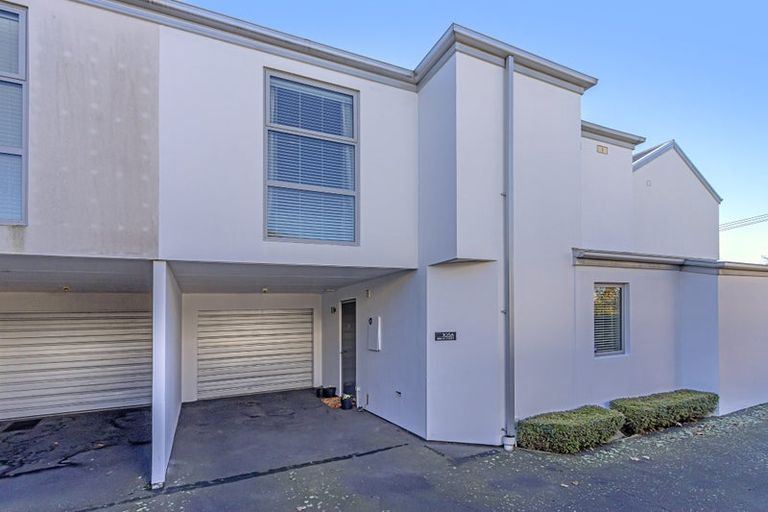 Photo of property in 105a Bishop Street, St Albans, Christchurch, 8014