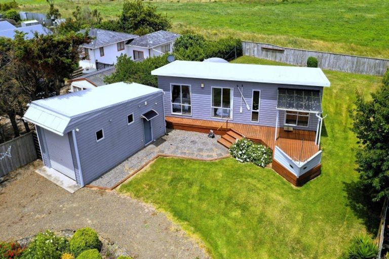 Photo of property in 11 Ramona Avenue, Waitarere Beach, Levin, 5510