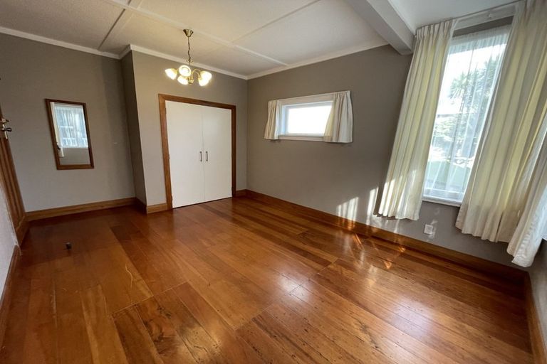 Photo of property in 12 Darlington Terrace, Miramar, Wellington, 6022