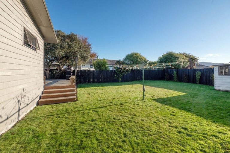 Photo of property in 11 Browning Crescent, Owhata, Rotorua, 3010