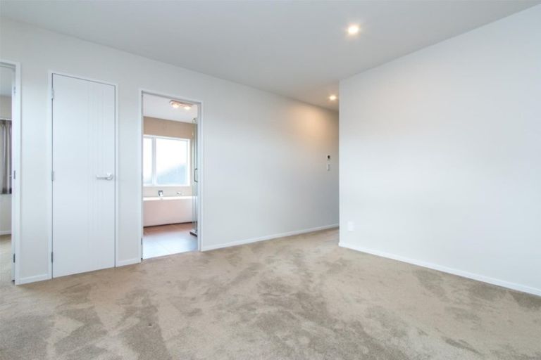 Photo of property in 27 Edgewater Drive, Karaka, Papakura, 2113