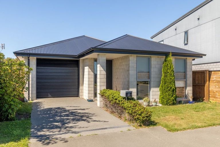 Photo of property in 27 George Square West, Wigram, Christchurch, 8025