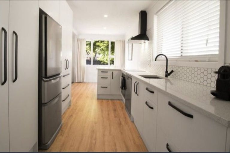 Photo of property in 9 Gregan Crescent, Burnside, Christchurch, 8053