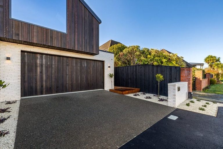 Photo of property in 12a Albany Street, St Albans, Christchurch, 8014