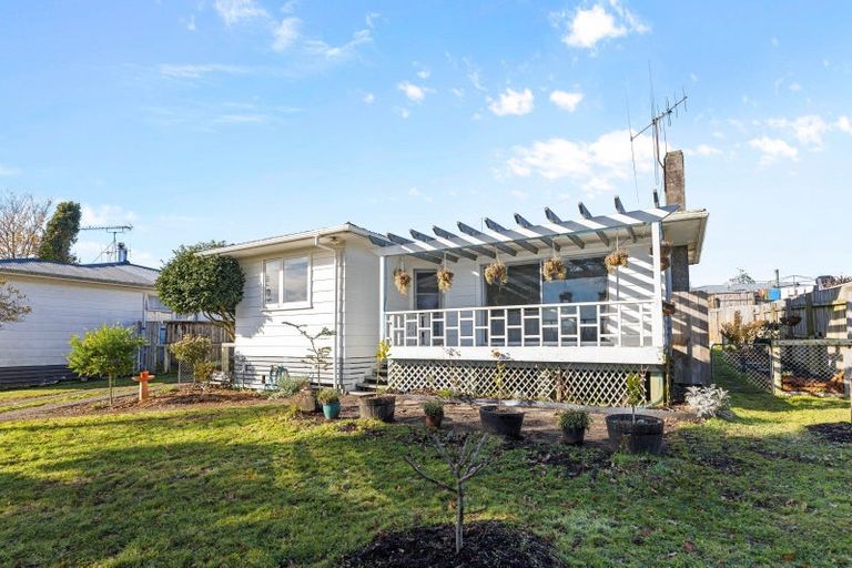 Photo of property in 28 Kotuku Place, Tokoroa, 3420