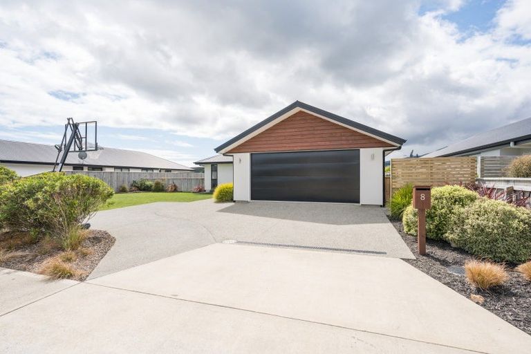 Photo of property in 8 Huntaway Close, Stoke, Nelson, 7011