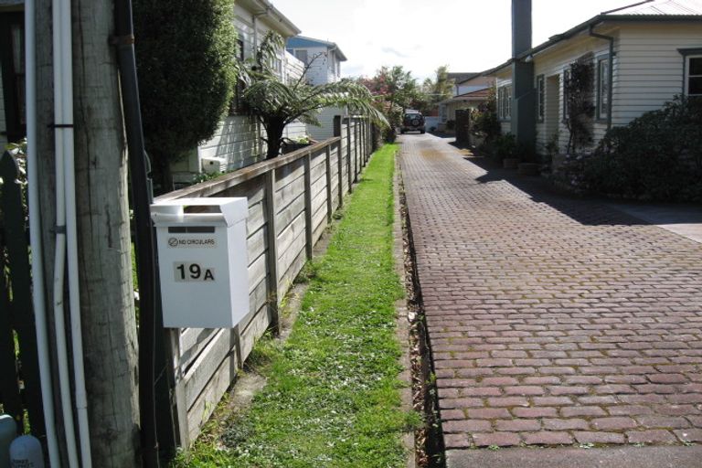 Photo of property in 19 Rossiter Avenue, Waterloo, Lower Hutt, 5011