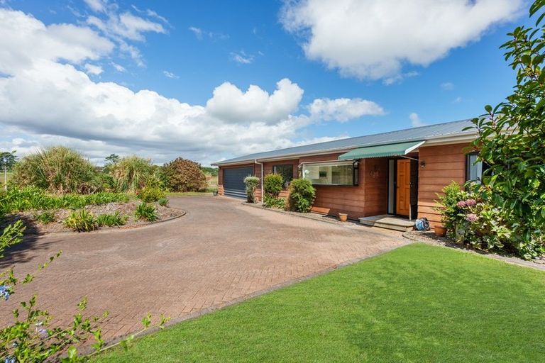 Photo of property in 7 Hyland Place, Waiuku, 2681