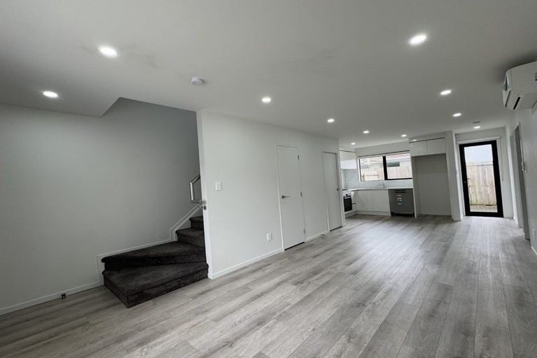 Photo of property in 1/30 Arnwood Street, Manurewa, Auckland, 2102