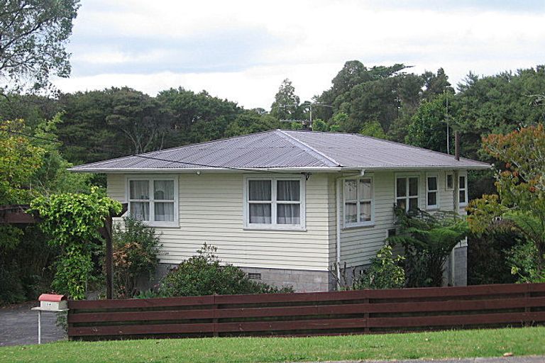 Photo of property in 34 South Lynn Road, Titirangi, Auckland, 0604