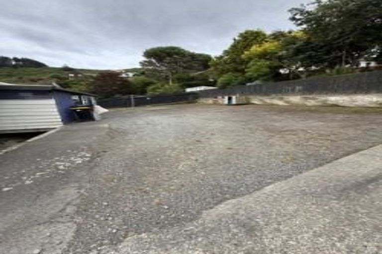 Photo of property in 6 Forglen Place, Tawa, Wellington, 5028