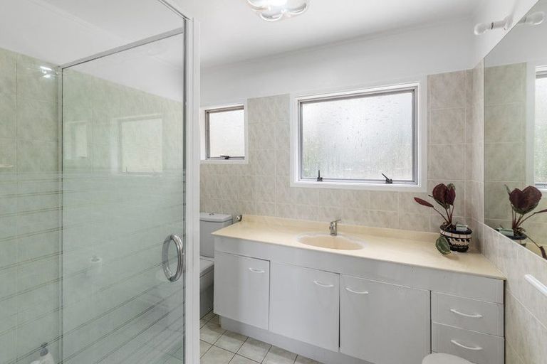 Photo of property in 14 Lyon Road, Waimauku, 0883