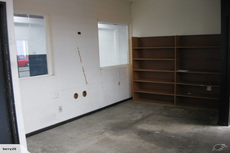 Photo of property in 16 Regent Drive, Paraparaumu Beach, Paraparaumu, 5032