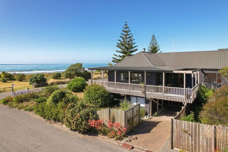 Photo of property in 1 Buxton Place, Gore Bay, Cheviot, 7383