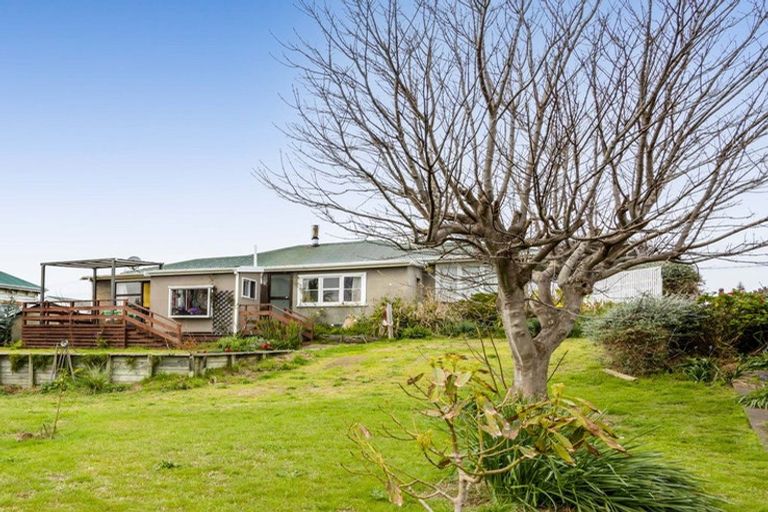 Photo of property in 30 Leicester Street, Patea, 4520