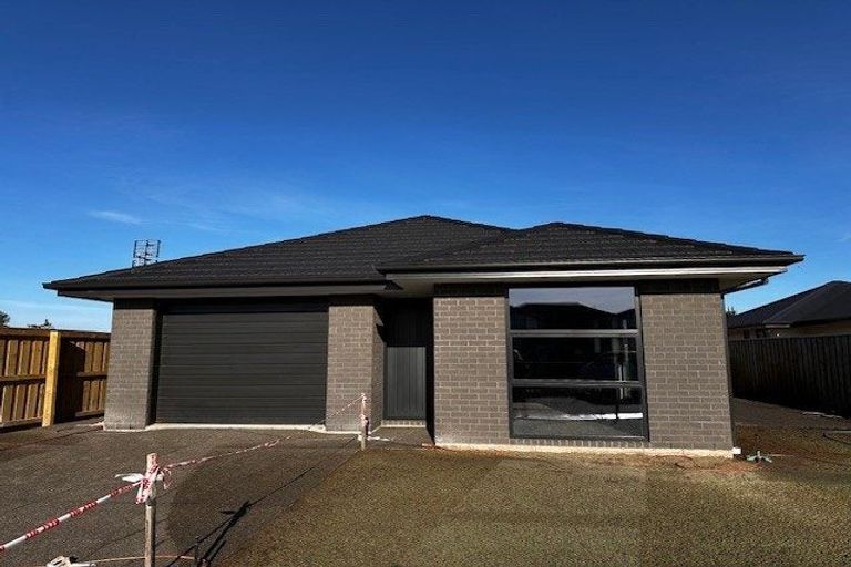 Photo of property in 30 Wilkin Street, Woodend, 7610