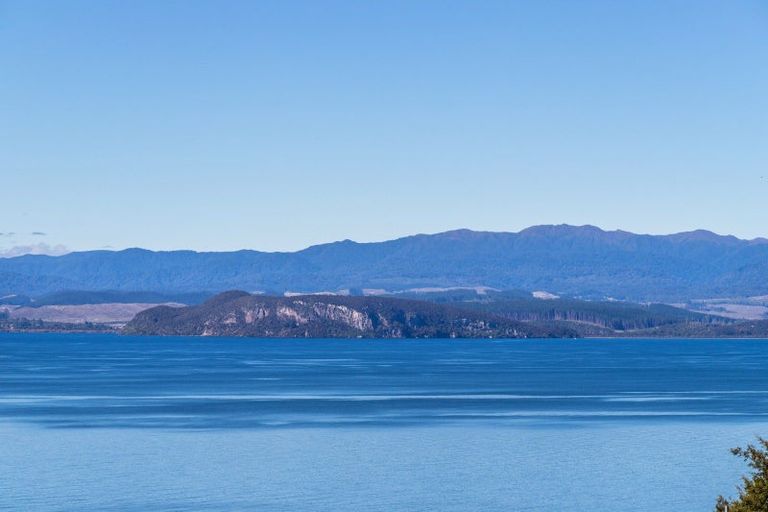 Photo of property in 39 Hinekapi Terrace, Kuratau, Turangi, 3381