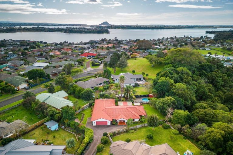Photo of property in 23 Lysaght Place, Welcome Bay, Tauranga, 3112