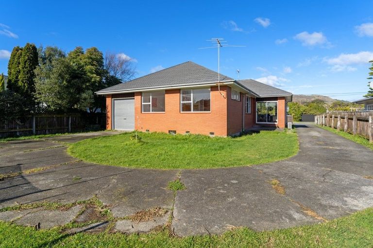 Photo of property in 69 Ngaio Road, Waikanae, 5036