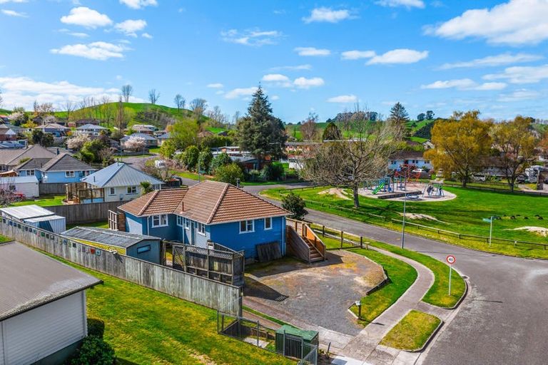 Photo of property in 4 Kauri Drive, Wairakei, Taupo, 3332