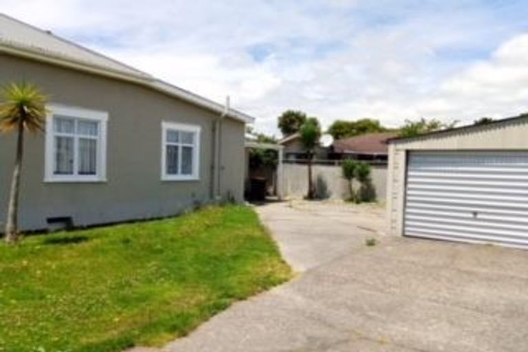 Photo of property in 24 Fonblanque Street, Westport, 7825