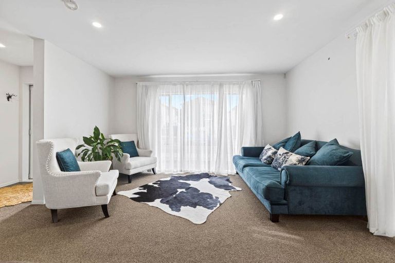 Photo of property in 47 Treestump Road, Takanini, 2112