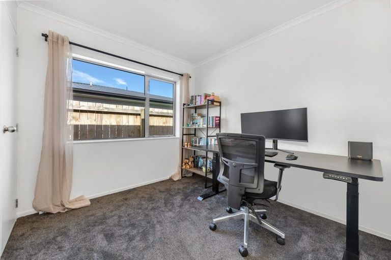 Photo of property in 4 Kutukutu Street, Takanini, 2112