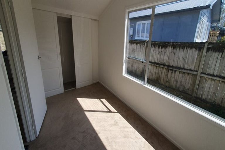 Photo of property in 138 Don Buck Road, Massey, Auckland, 0614