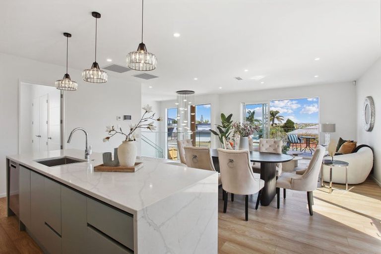 Photo of property in 39c Sorrel Crescent, Bucklands Beach, Auckland, 2012